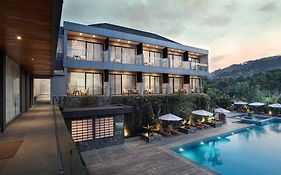 Forest Hills Hotel